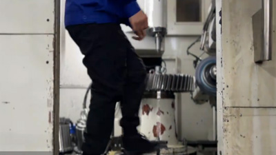 泰工减速机齿轮磨齿加工中心