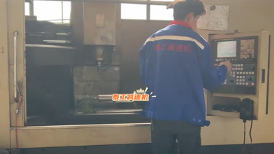 泰工减速机钻床打孔视频